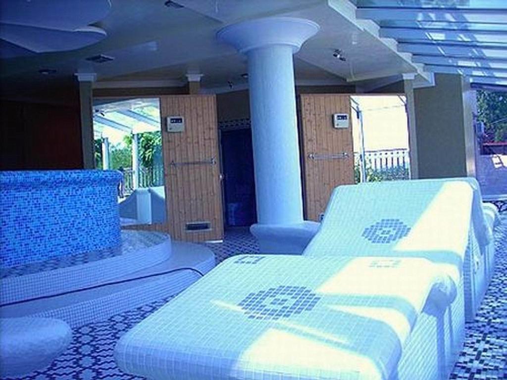 Sunny Hill Apartments & Aqua Park Vrnjacka Banja Exterior photo